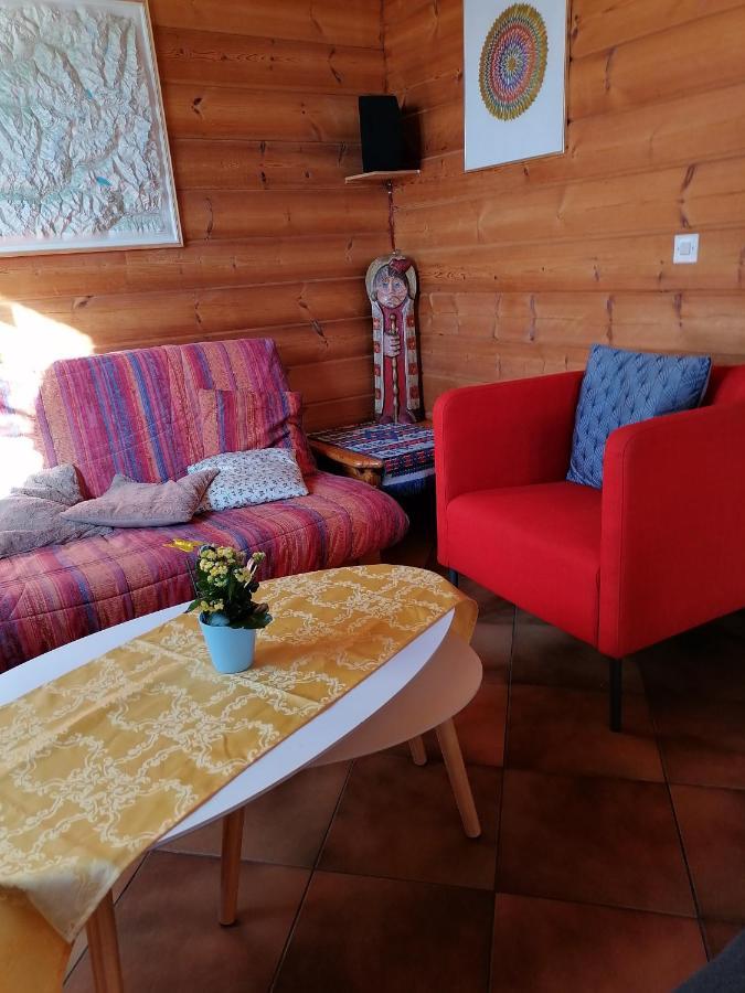 Chalet Spacieux Les Chapelles